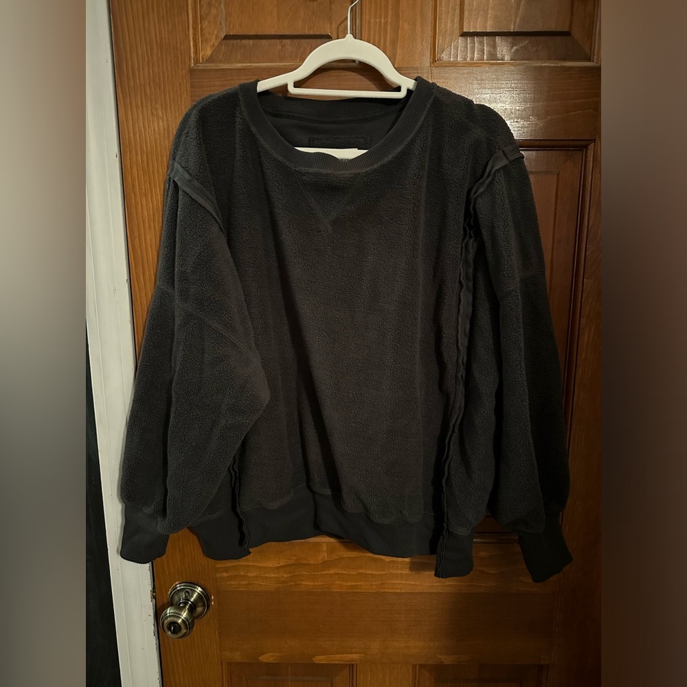 american eagle teddy bear crew neck